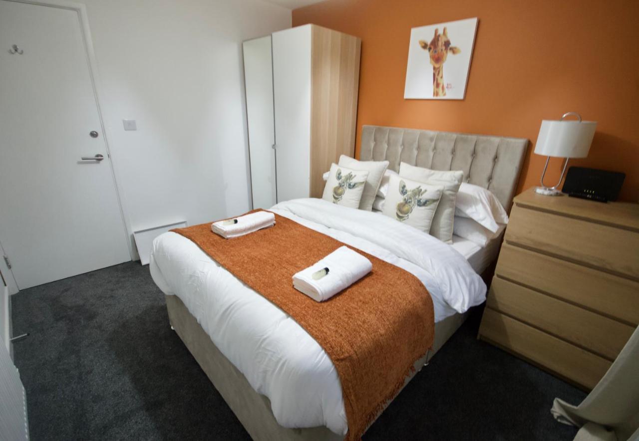 Affordable Digs Nr City Centre Sleeps5 Free Secure Parking Coventry Kültér fotó